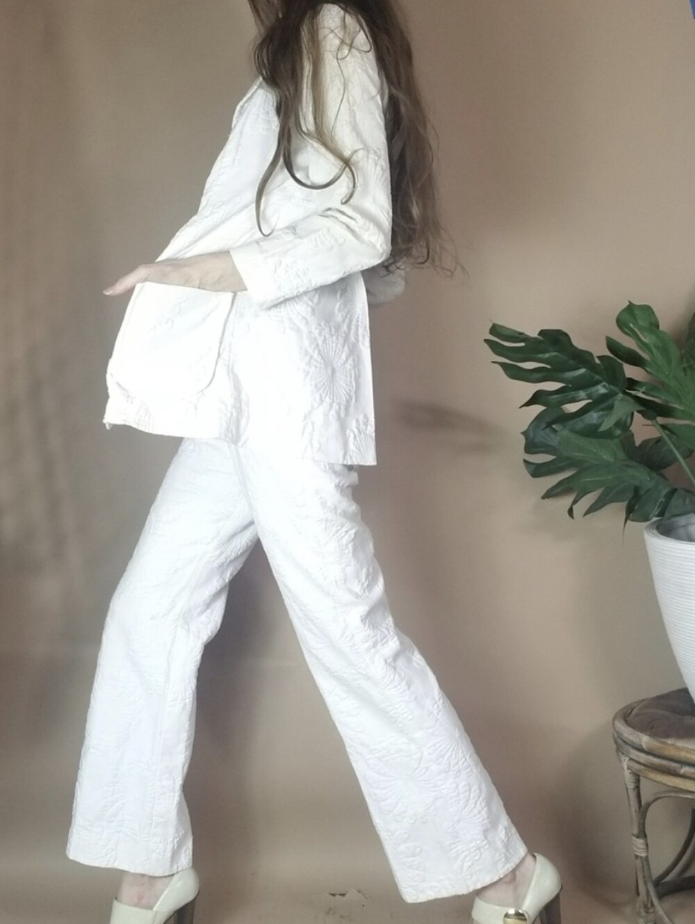 Vintage 60s 70a White Textured Pant Suit